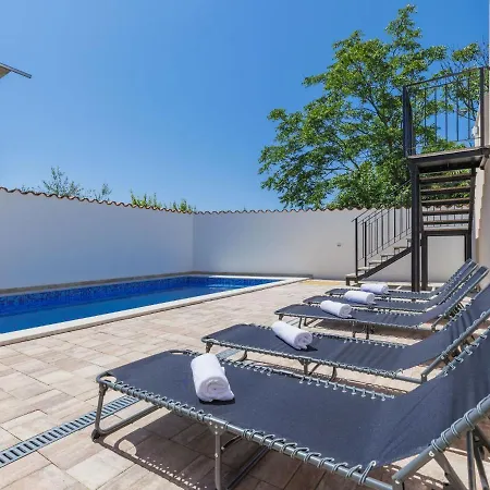 Holiday Teza By Interhome Svetvinčenat