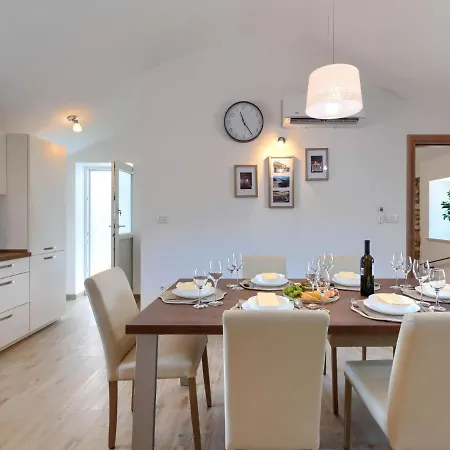 Holiday Teza By Interhome